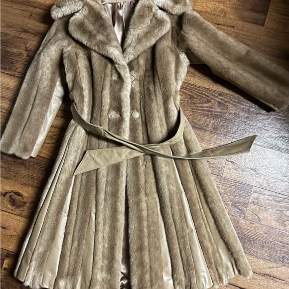 Jet Set California~Vintage Dress Fur Coat~Size 12 (New W/Tags) - Picture 2 of 16